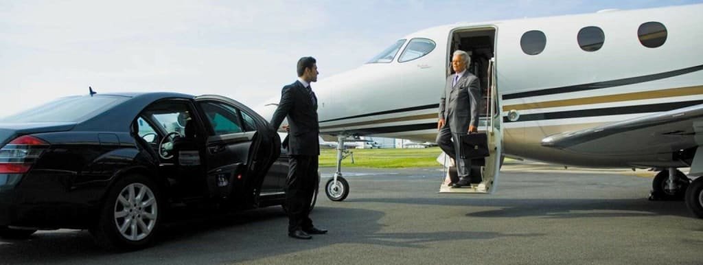 airport transfers Melbourne - Encore Chauffeur